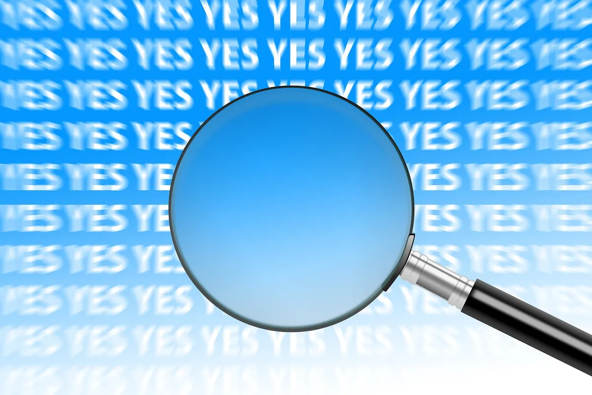 yes, no, magnifying glass, opportunity, decision, comparison, face, weigh up, undecided, confused, balance, freedom of choice, checklist, choice, alternative, c